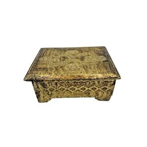 Vintage Gold Gilt Italian Florentine Hinged Jewelry‎ Trinket Box 4x5"